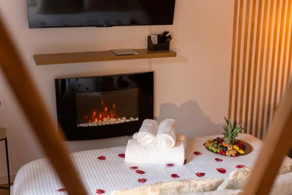 Suite Love Jacuzzi Montévrain Exteriér fotografie