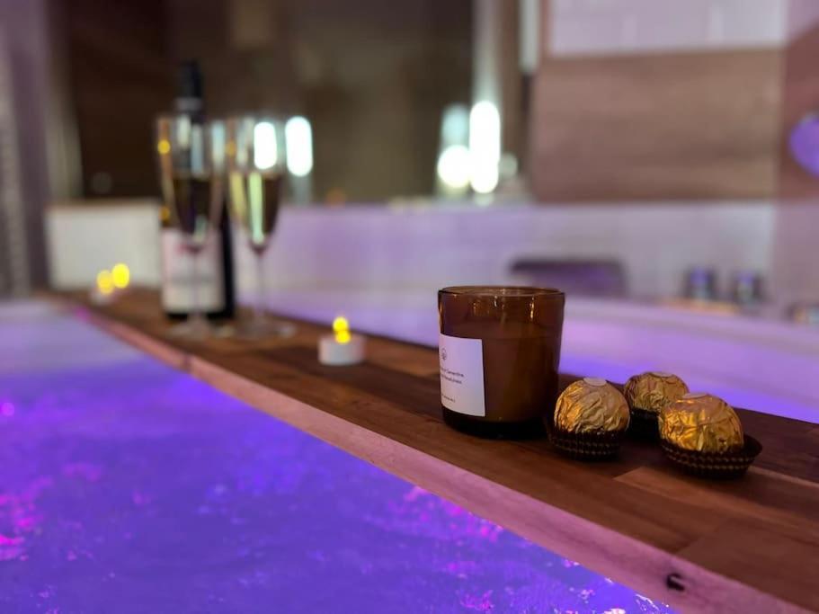 Suite Love Jacuzzi Montévrain Exteriér fotografie